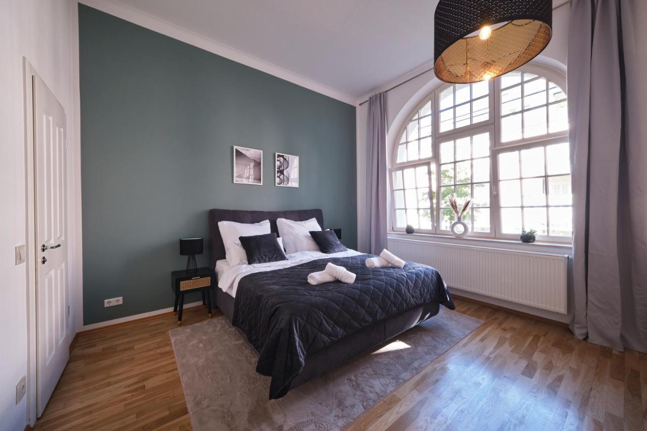 Historisches Deluxe Apartment Im Marianum Neuss Exteriör bild