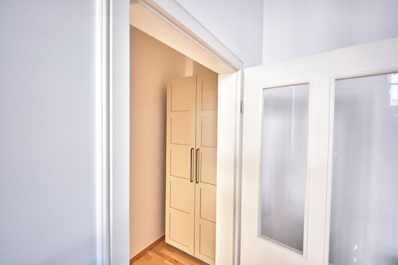 Historisches Deluxe Apartment Im Marianum Neuss Exteriör bild
