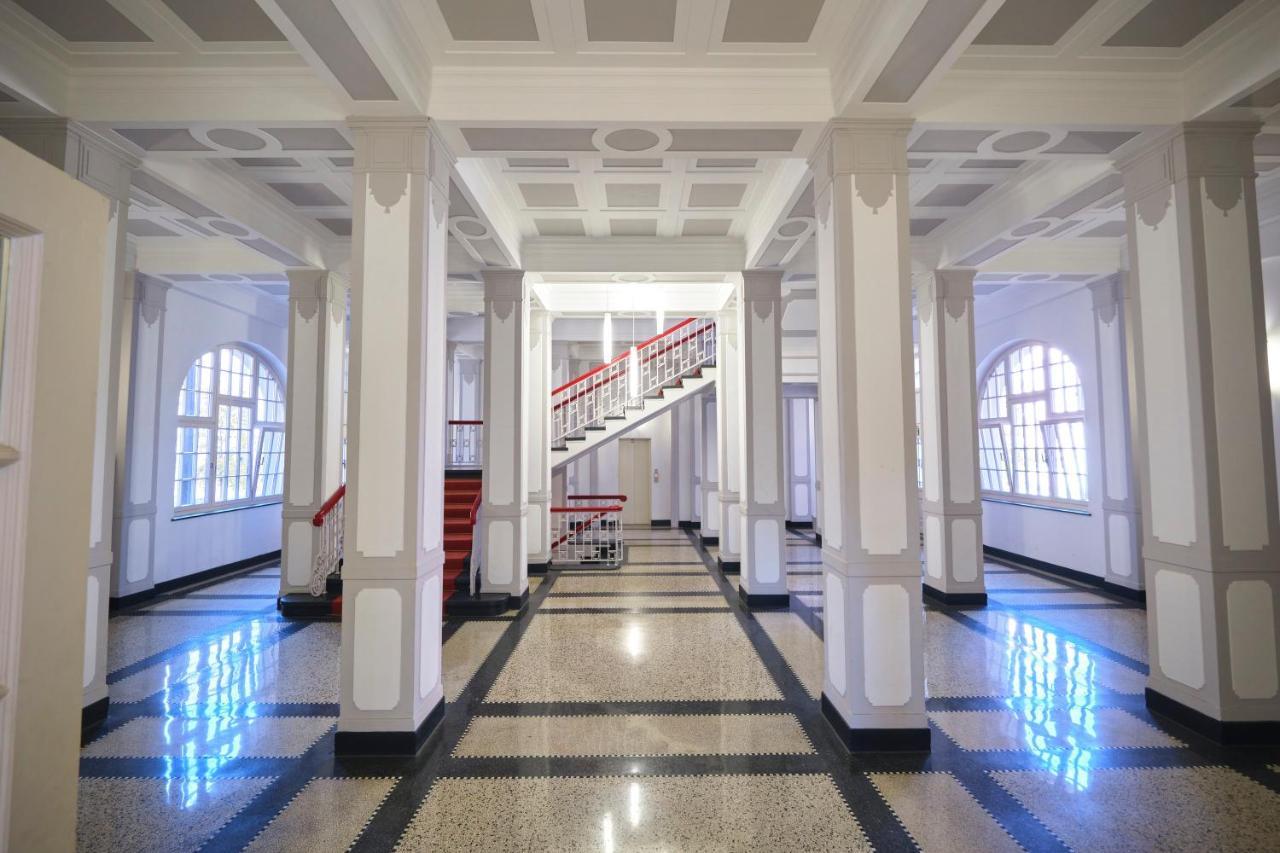 Historisches Deluxe Apartment Im Marianum Neuss Exteriör bild